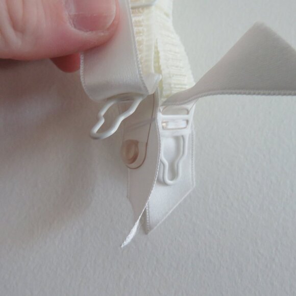 SIMONE PERELE White Lace Garter Belt Wedding Feminine Romantic - Size 4 / L - Picture 12 of 13